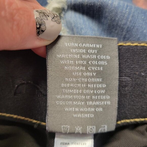 Torrid 24T Medium Wash Denim Blue Ripped Faded Distressed Stretch Skinny Jeans - Picture 9 of 10